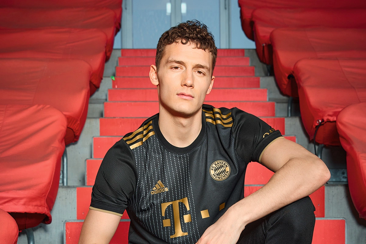 莱默尔：拜仁永远是个竞争激烈的鲨鱼池，必须拿出好的表现（莱默尔：拜仁竞争如“鲨鱼池”，唯有拿出顶级表现）