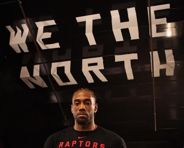 对手被晃得找不着北（对手被晃得晕头转向）