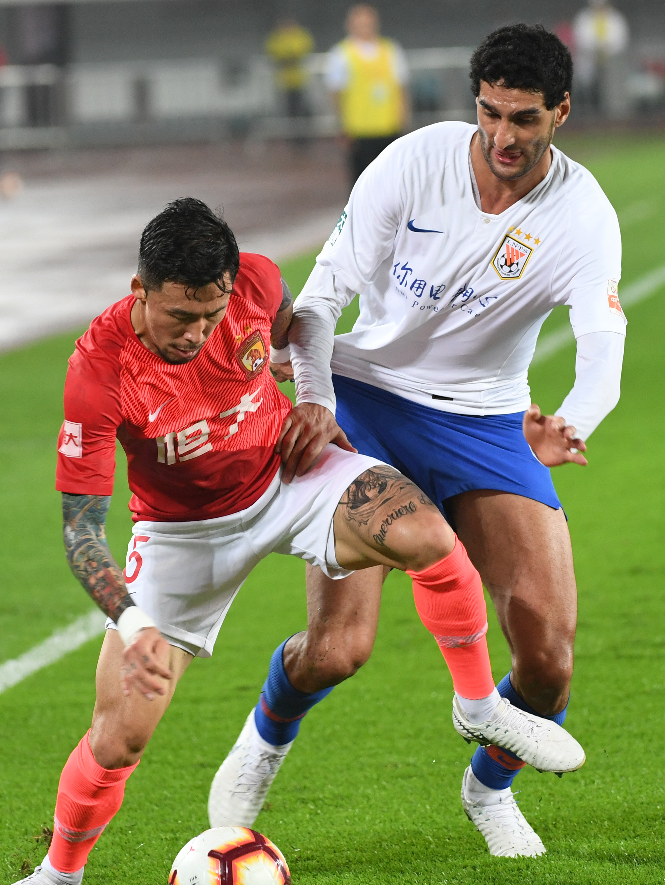 魔术主帅：小瓦格纳只是脚踝高位扭伤，没有外界猜测那么严重（魔术主帅：小瓦格纳脚踝高位扭伤，伤情不及外界猜测严重）