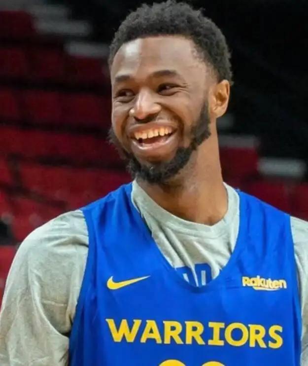 西甲：巴萨4-1大胜瓦伦西亚（西甲：巴塞罗那4-1轻取瓦伦西亚）