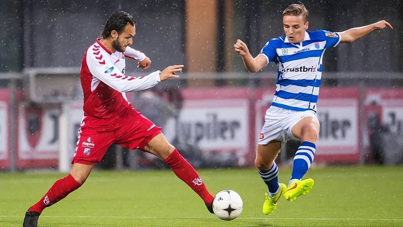 他在全场比 他在全场比